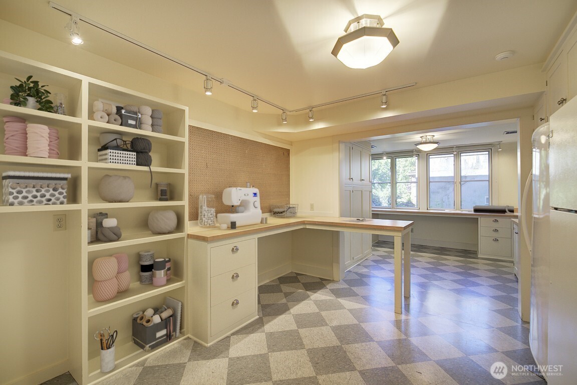 1645 Rambling Lane , Medina, WA 98039