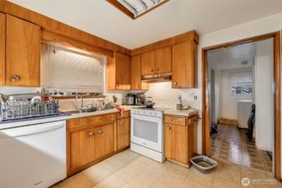 6216 20th Street E, Fife, WA 98424 - Photo 7