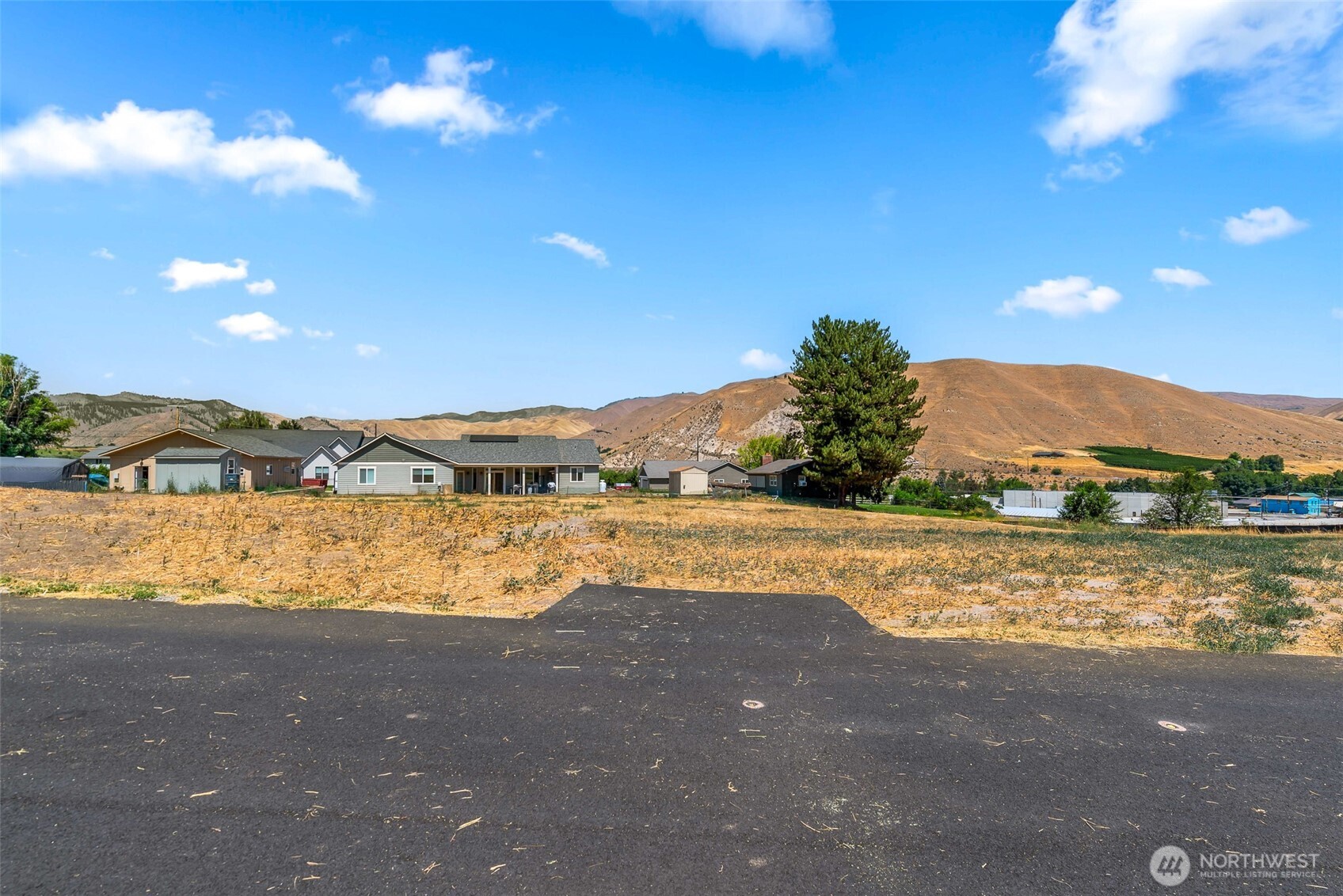 37 Penstemon Lane , Monitor, WA 98836