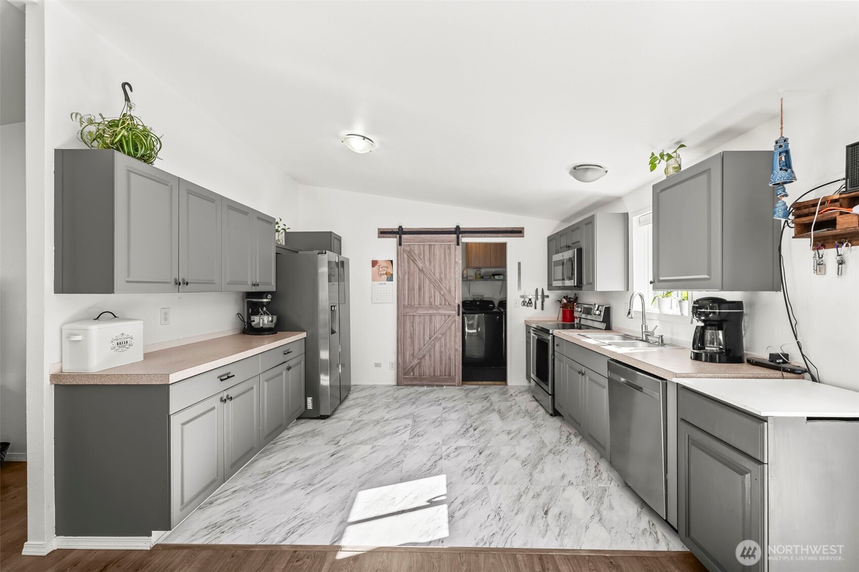 1510 Key Peninsula Highway SW, Lakebay, WA 98349