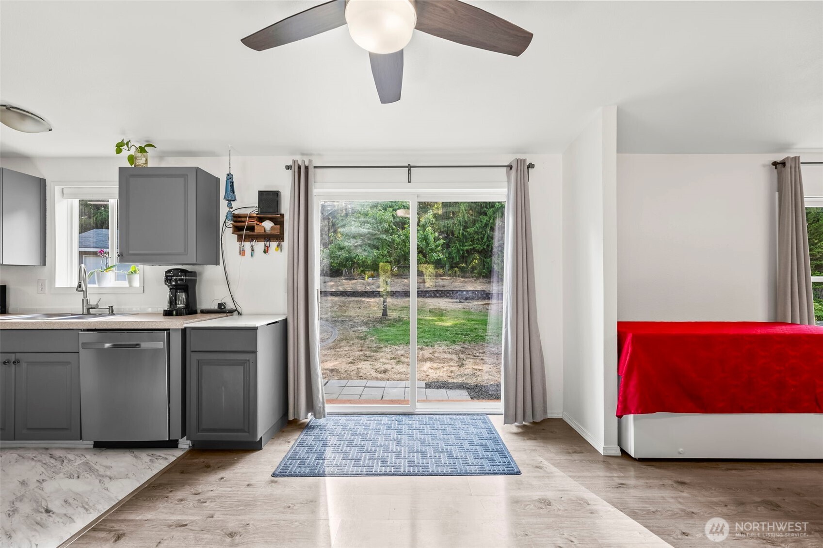 1510 Key Peninsula Highway SW, Lakebay, WA 98349