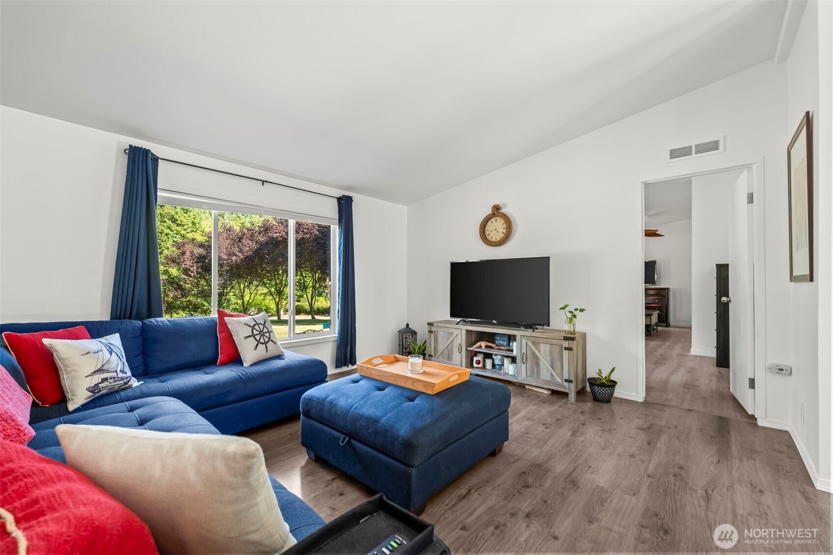 1510 Key Peninsula Highway SW, Lakebay, WA 98349