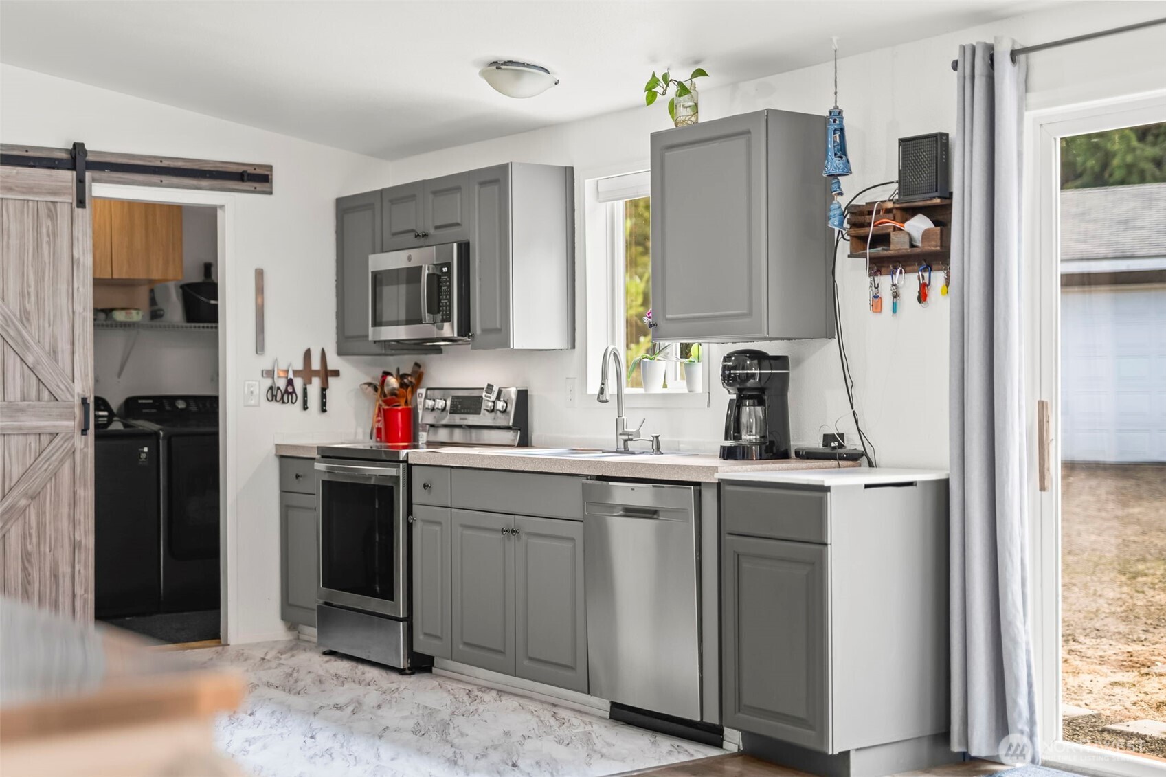 1510 Key Peninsula Highway SW, Lakebay, WA 98349