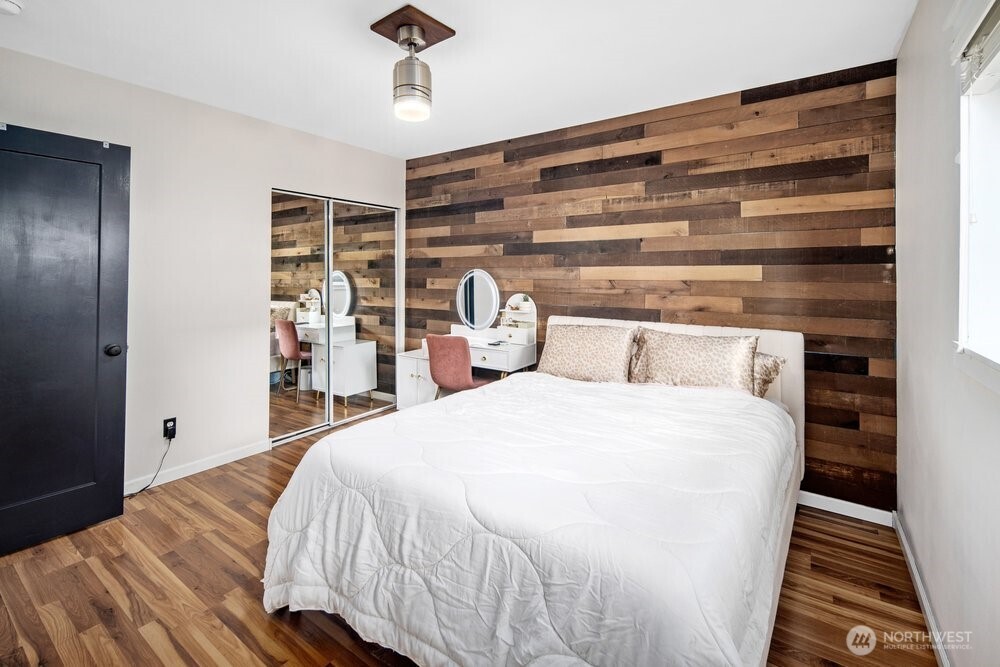 8411 48th Avenue S, Seattle, WA 98118