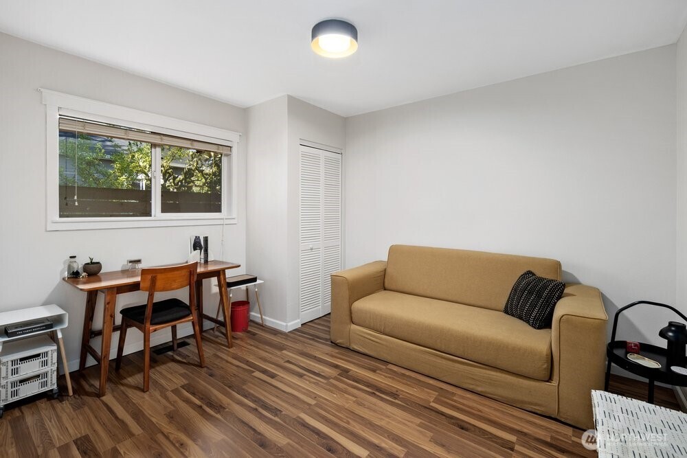 8411 48th Avenue S, Seattle, WA 98118