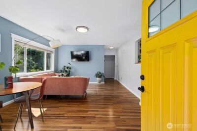 8411 48th Avenue S, Seattle, WA 98118 - Photo 3