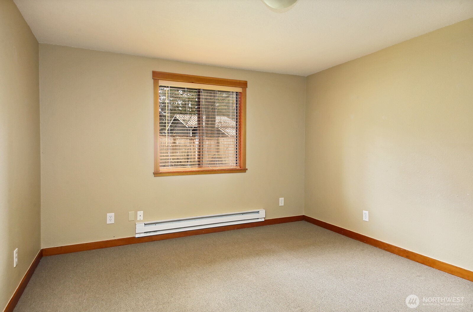 7875 Mortland Drive , Clinton, WA 98236