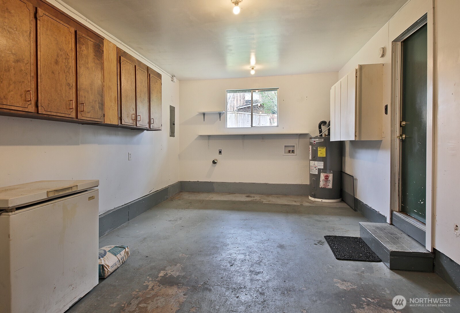 7875 Mortland Drive , Clinton, WA 98236