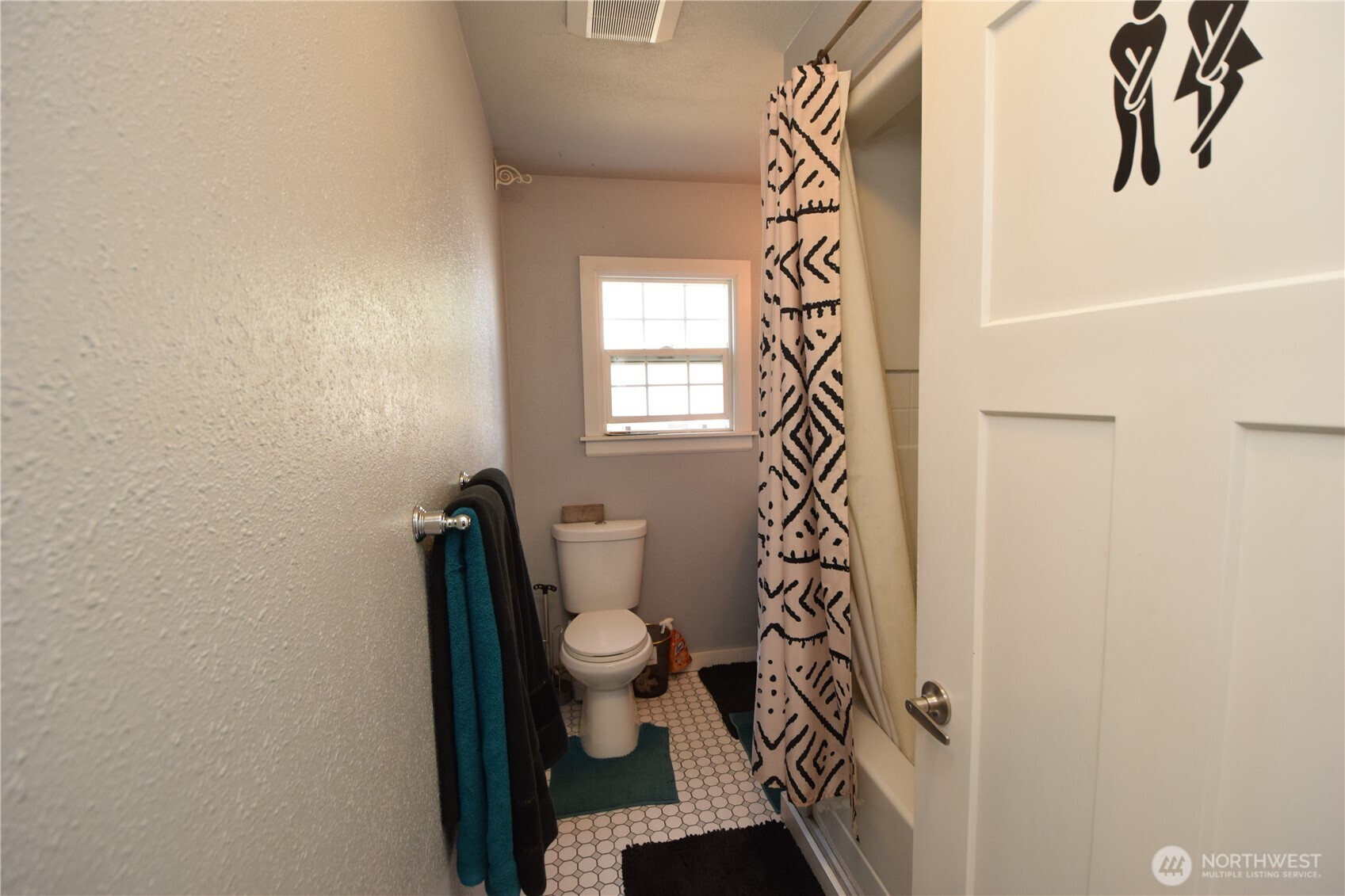 8519 Golden Given Drive E, Tacoma, WA 98445