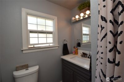 8519 Golden Given Drive E, Tacoma, WA 98445 - Photo 18
