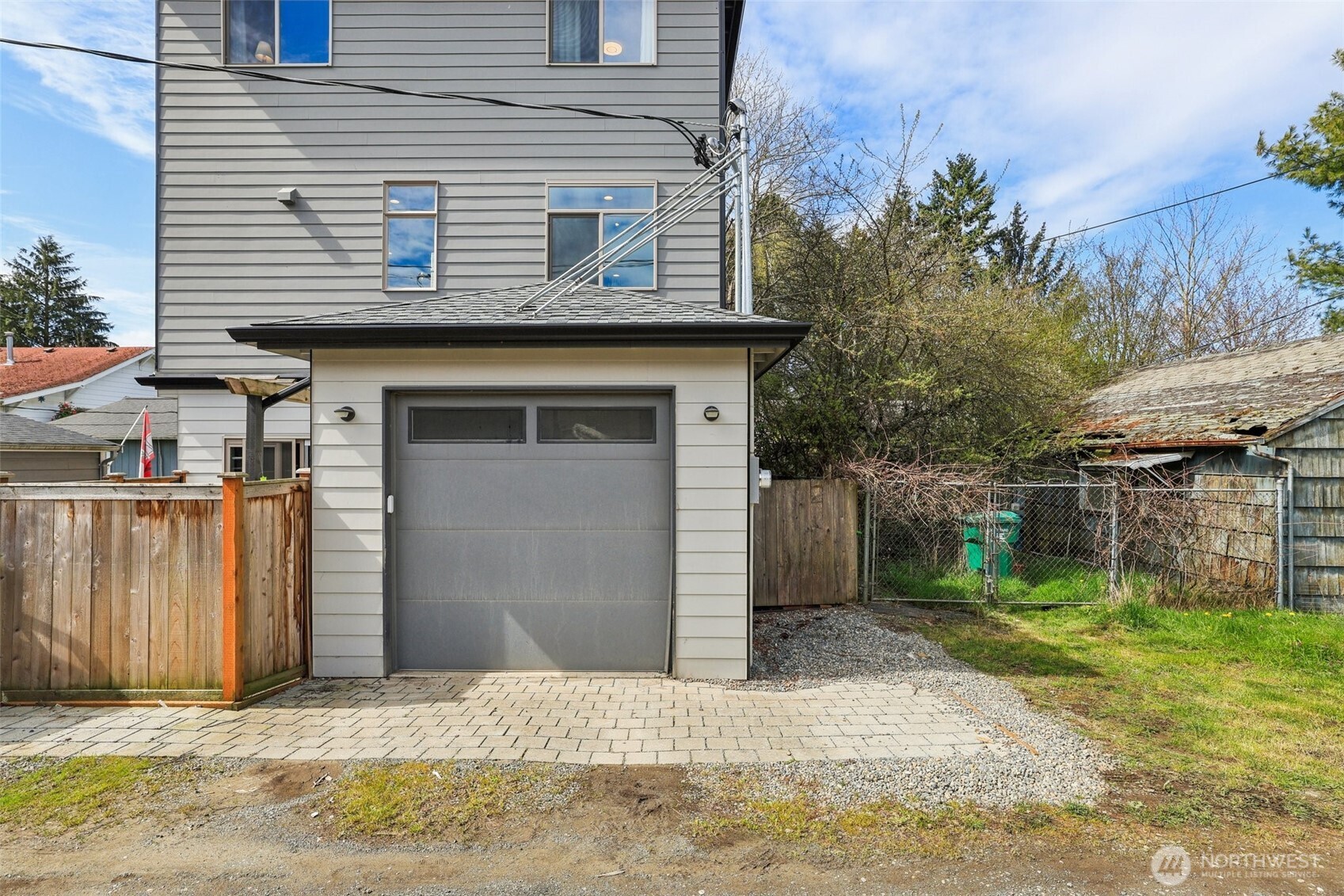 8410 17th Avenue SW #3, Seattle, WA 98106