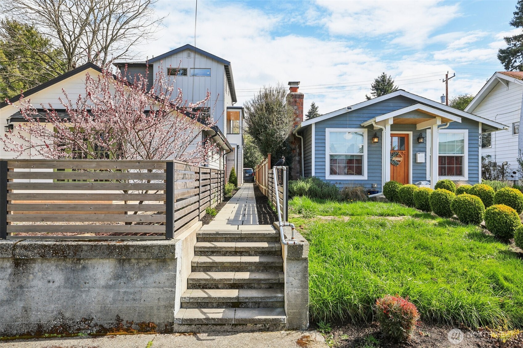 8410 17th Avenue SW #3, Seattle, WA 98106