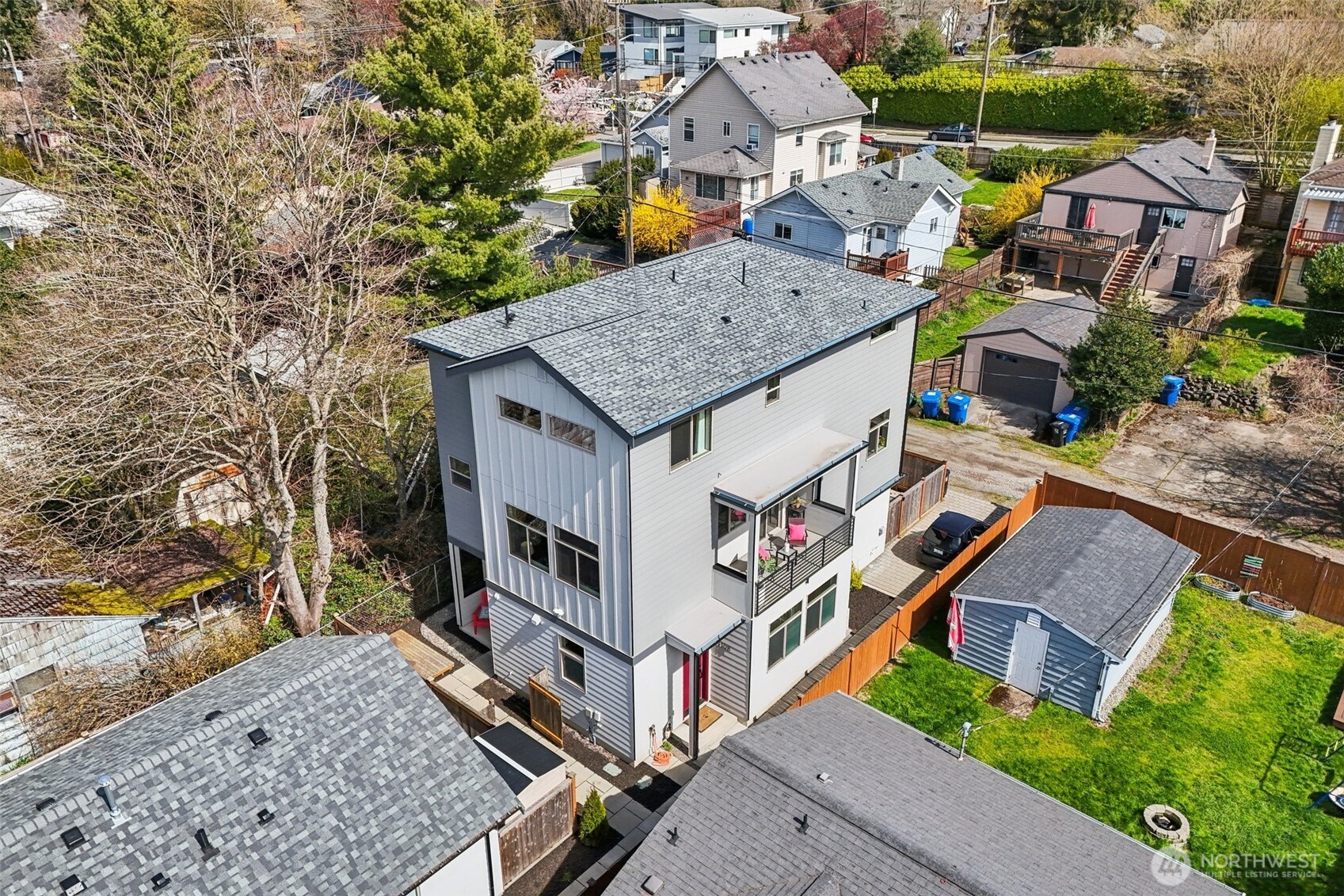 8410 17th Avenue SW #3, Seattle, WA 98106