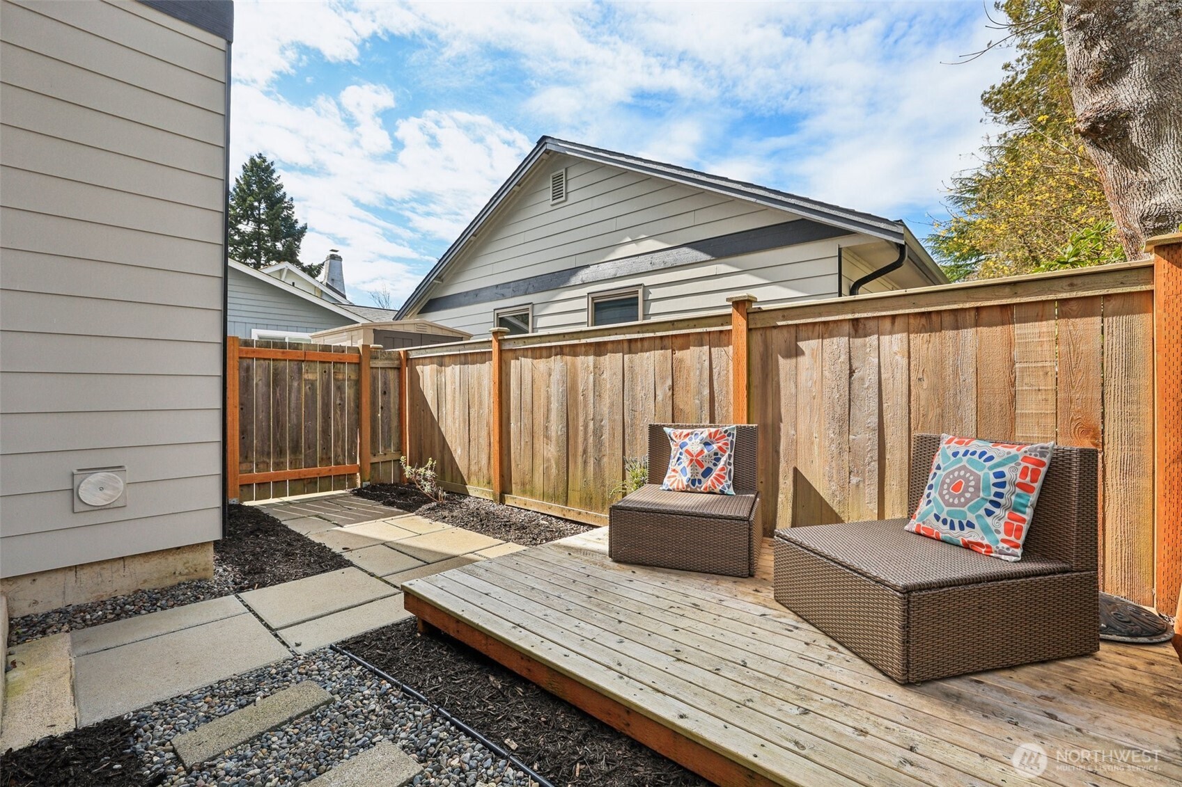 8410 17th Avenue SW #3, Seattle, WA 98106