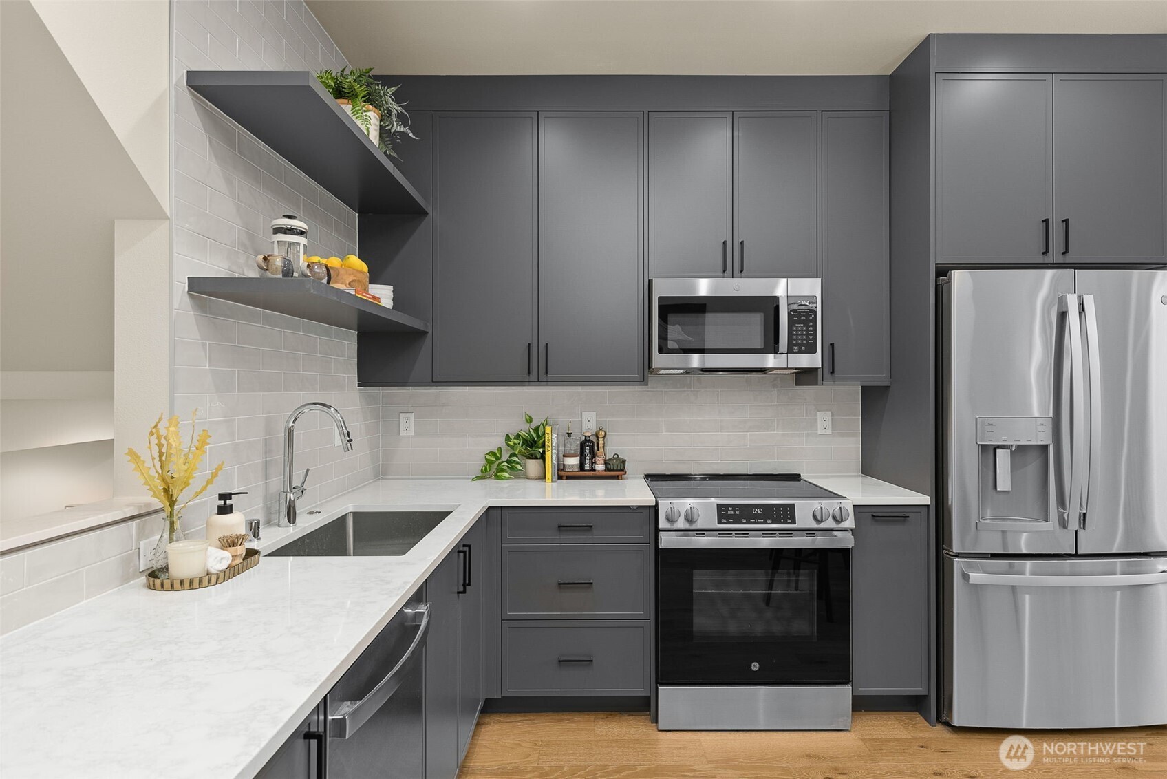 1110 A 34th Avenue , Seattle, WA 98122