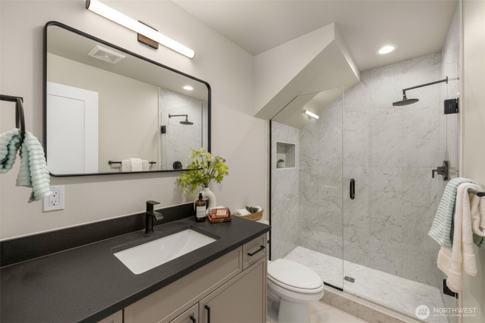 1110 A 34th Avenue , Seattle, WA 98122