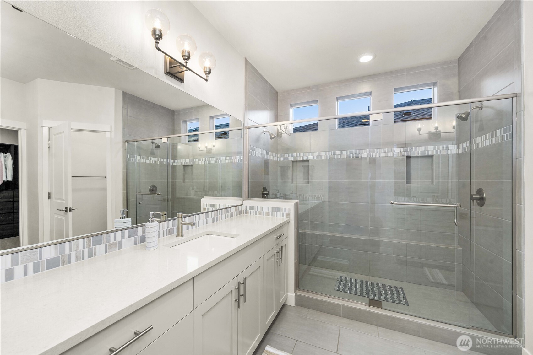 5311 Waldron Drive NE, Lacey, WA 98516