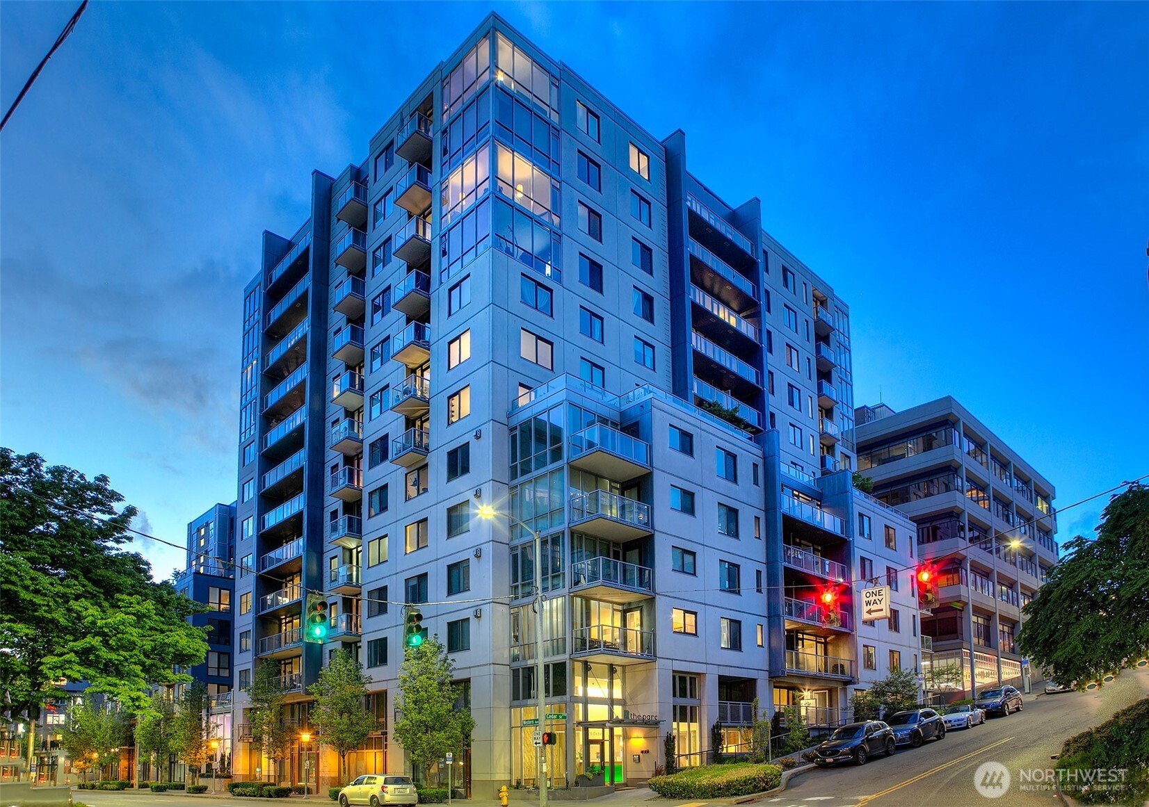 76 Cedar Street #603, Seattle, WA 98121-4106