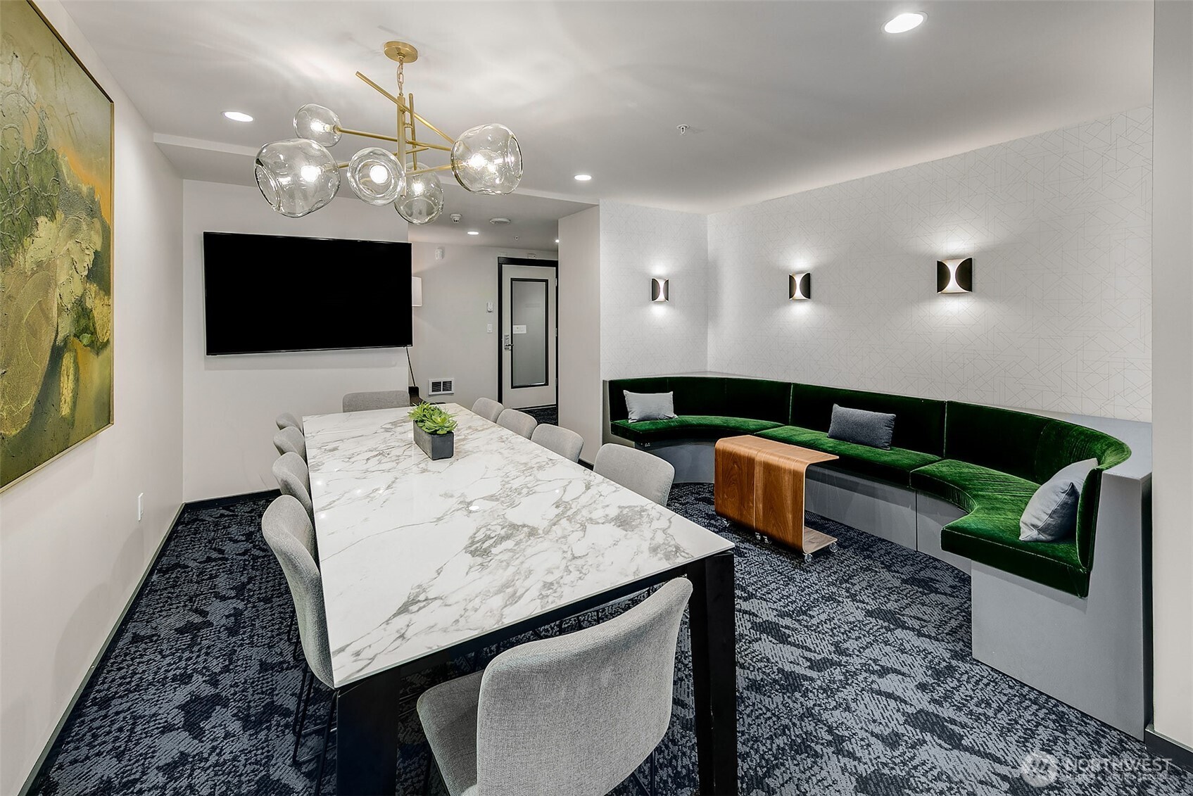 76 Cedar Street #603, Seattle, WA 98121-4106