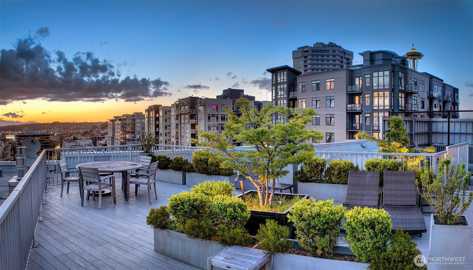 76 Cedar Street #603, Seattle, WA 98121-4106