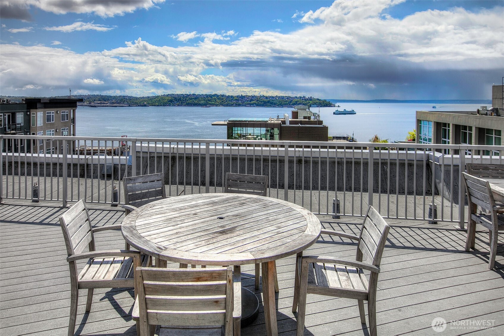 76 Cedar Street #603, Seattle, WA 98121-4106