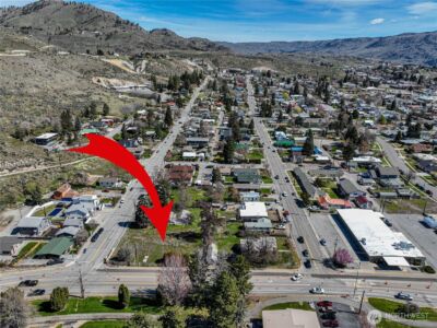 325 W Highland Avenue , Chelan, WA 98816 - Photo 17