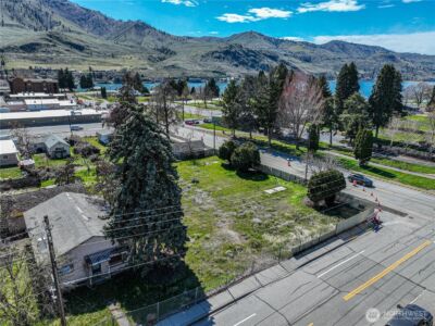 325 W Highland Avenue , Chelan, WA 98816 - Photo 6