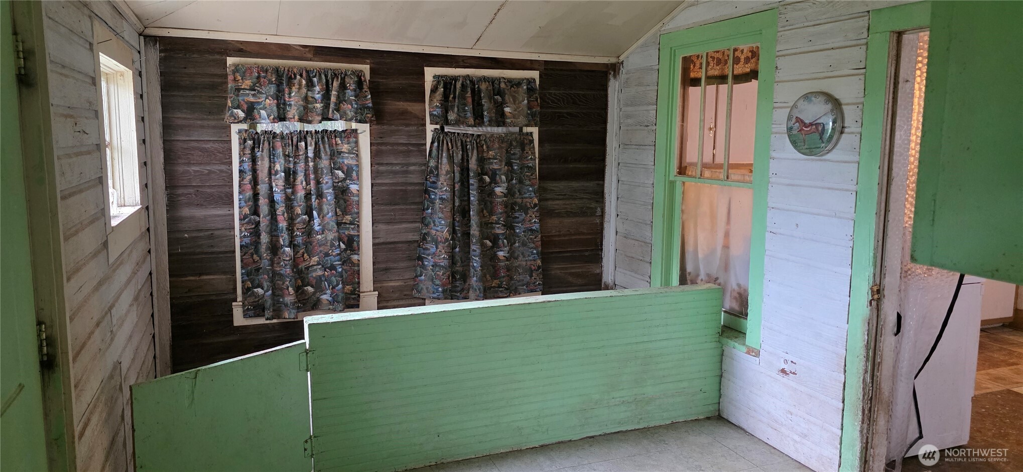 15841 US 2 , Waterville, WA 98858