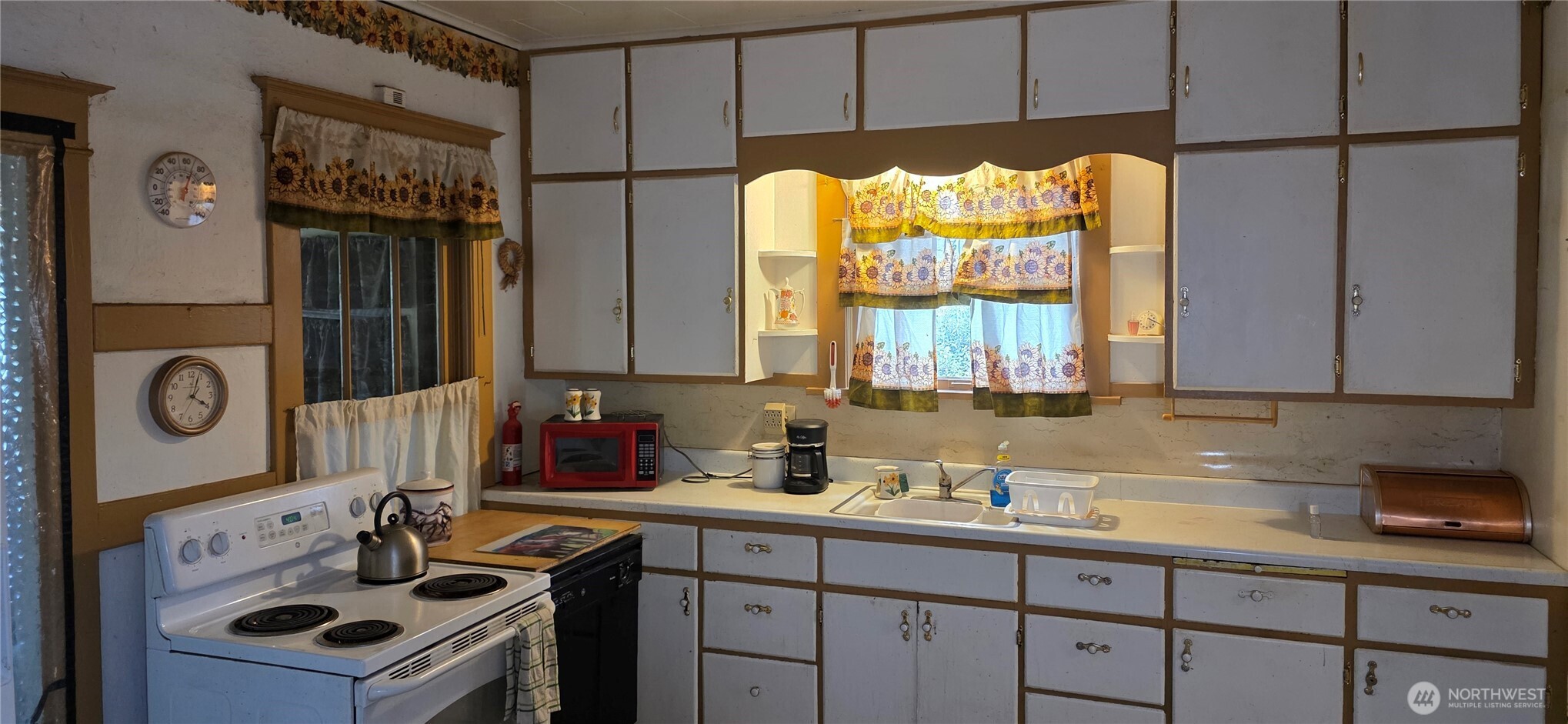 15841 US 2 , Waterville, WA 98858