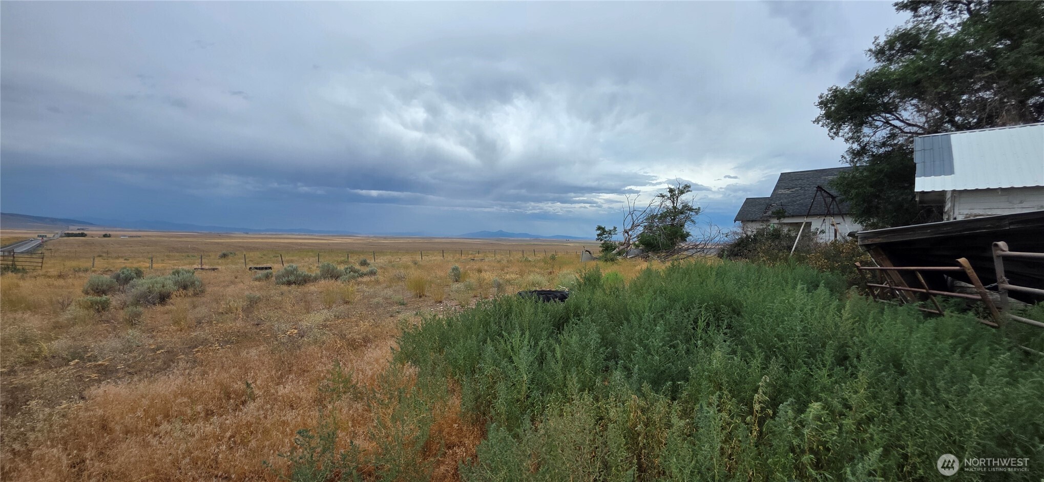 15841 US 2 , Waterville, WA 98858