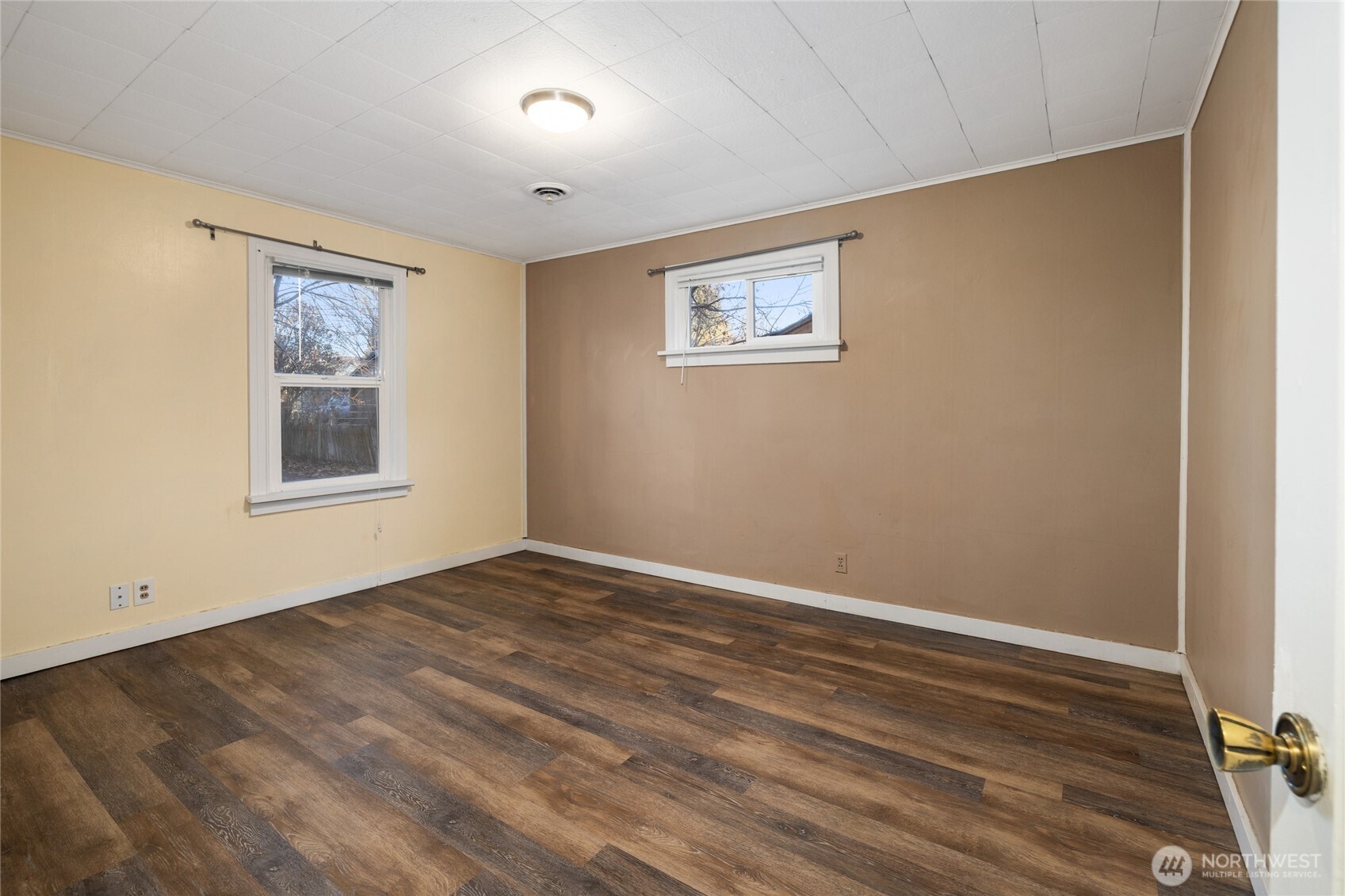 805 E 5th Avenue , Ellensburg, WA 98926