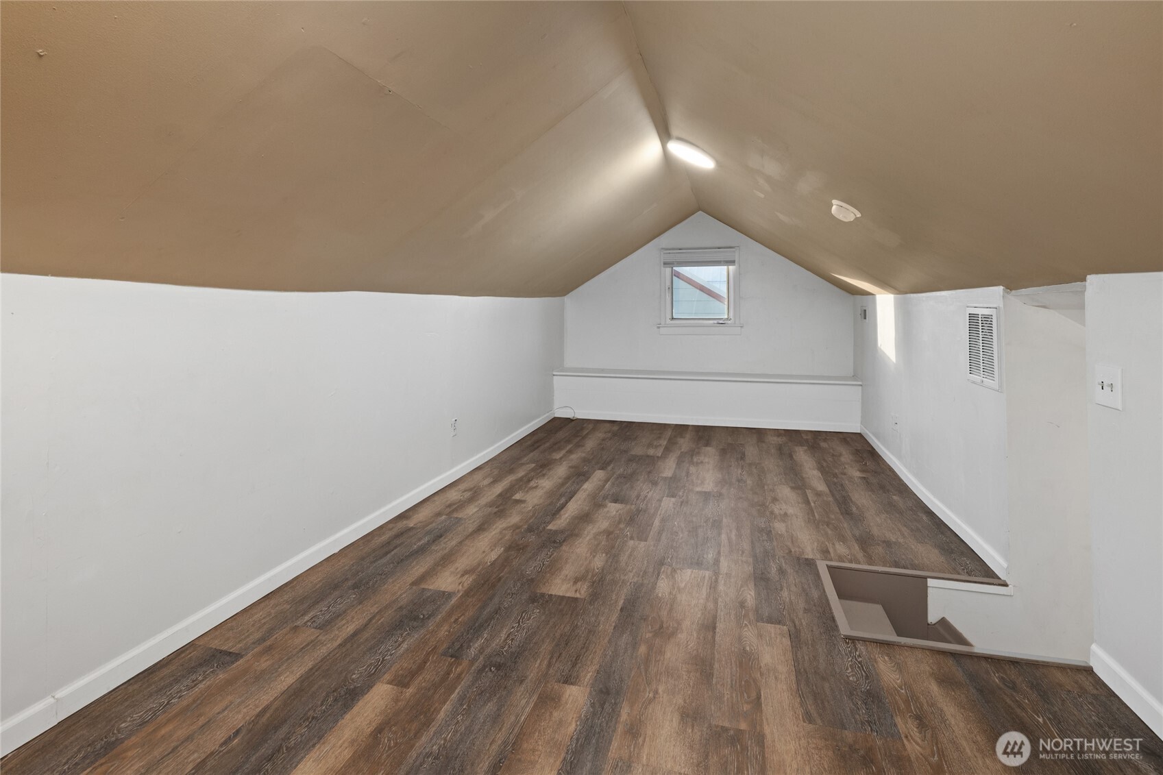 805 E 5th Avenue , Ellensburg, WA 98926