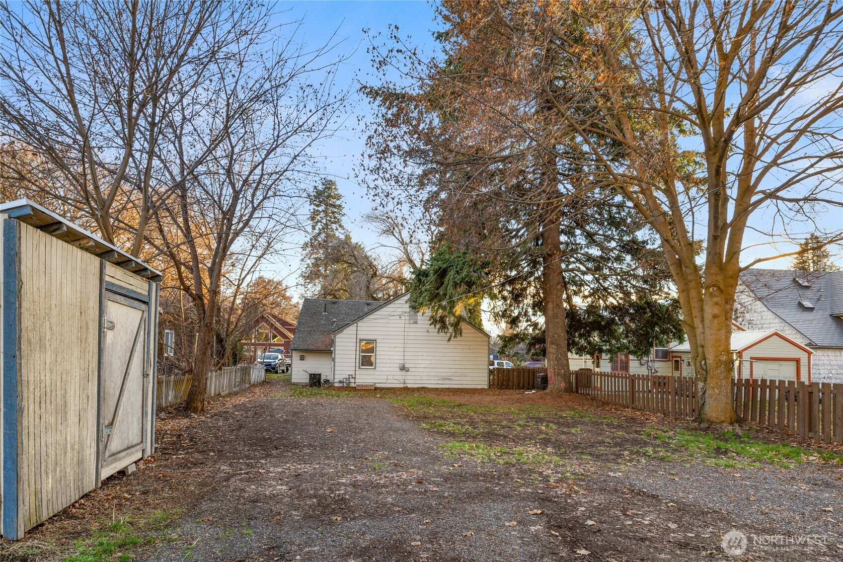 805 E 5th Avenue , Ellensburg, WA 98926