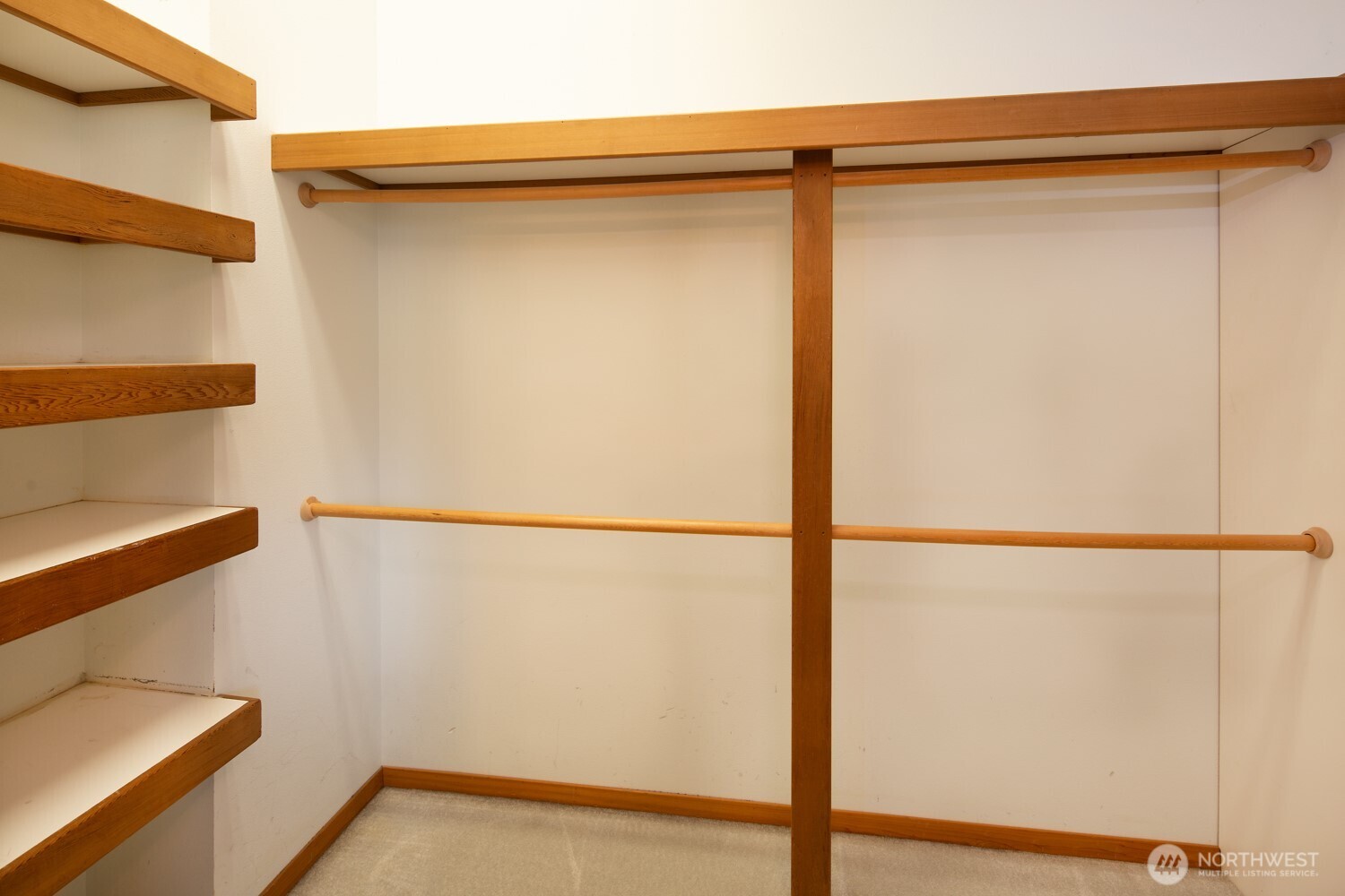 667 Wyatt Lane W, Seabeck, WA 98380