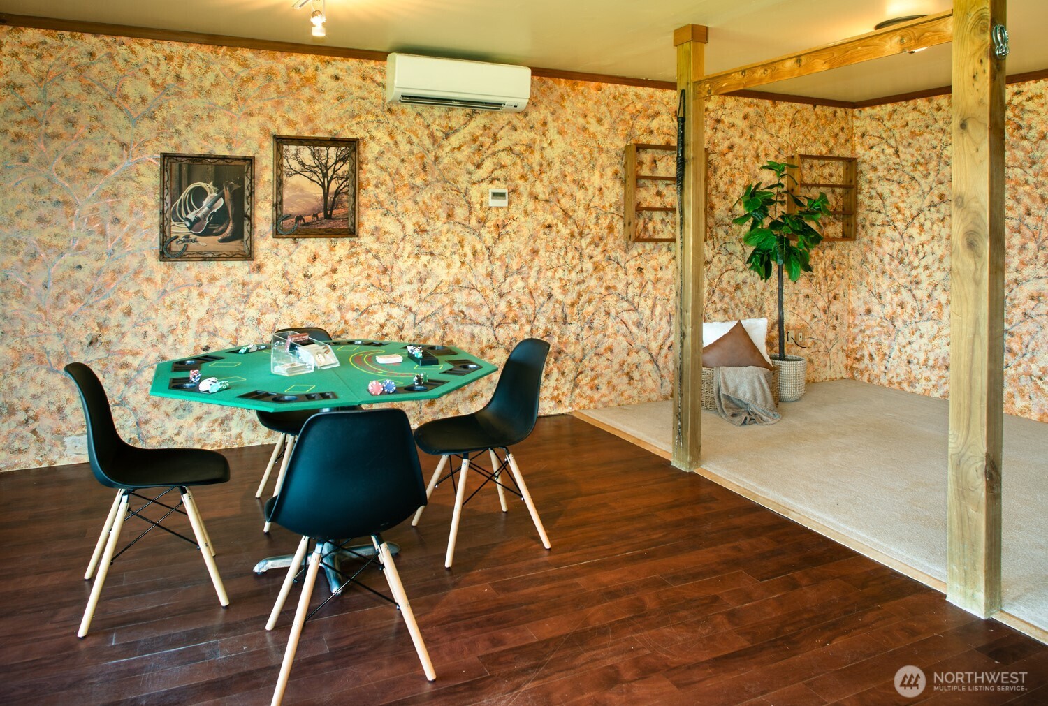 667 Wyatt Lane W, Seabeck, WA 98380