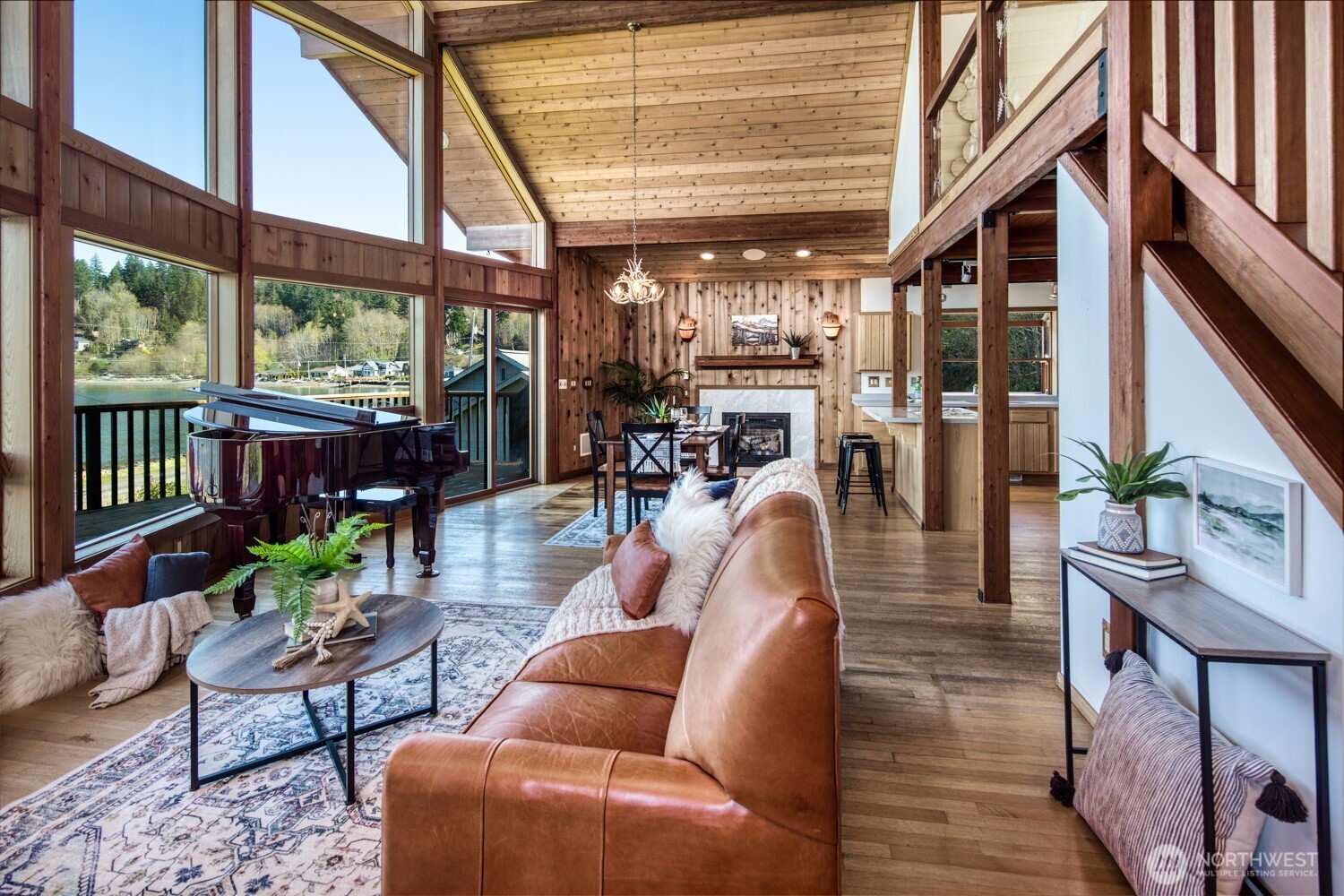 667 Wyatt Lane W, Seabeck, WA 98380