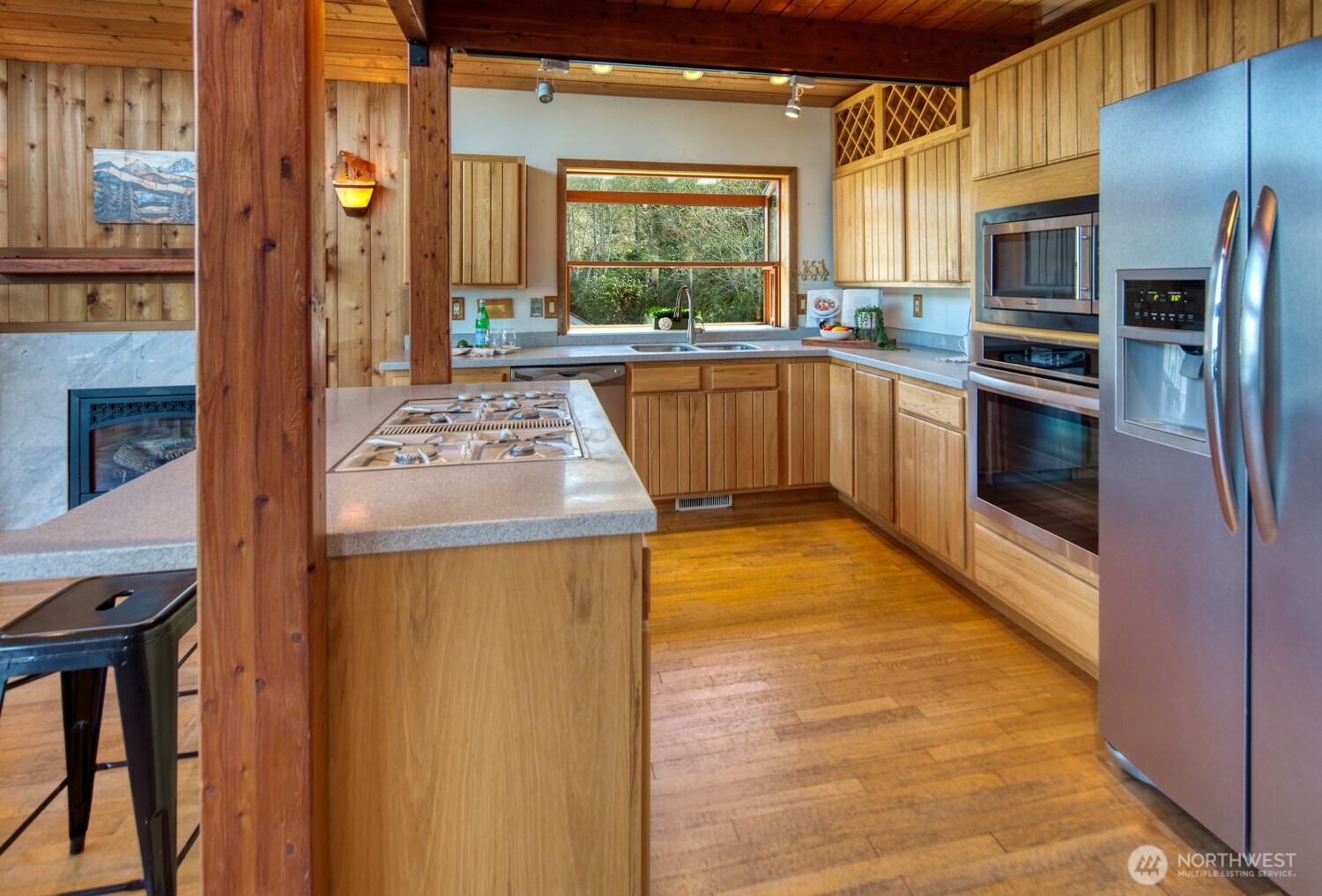 667 Wyatt Lane W, Seabeck, WA 98380