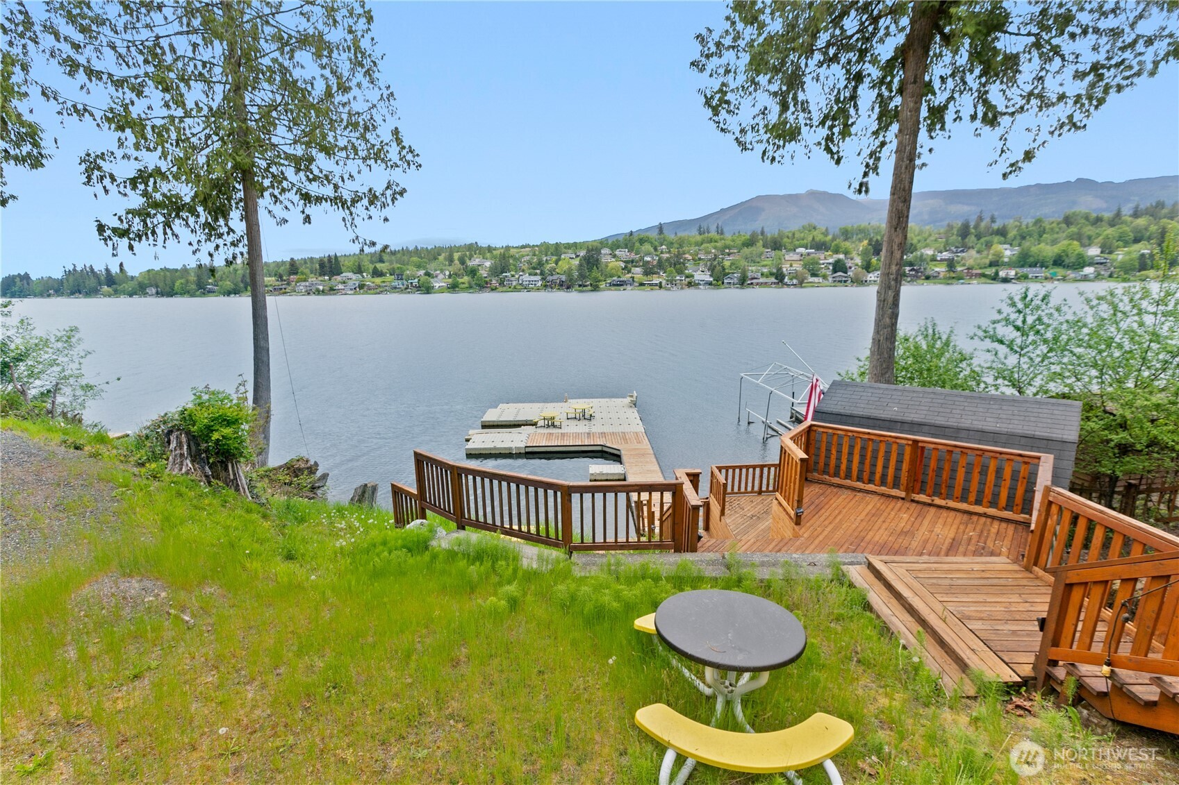 18545 W Big Lake Boulevard , Mount Vernon, WA 98274