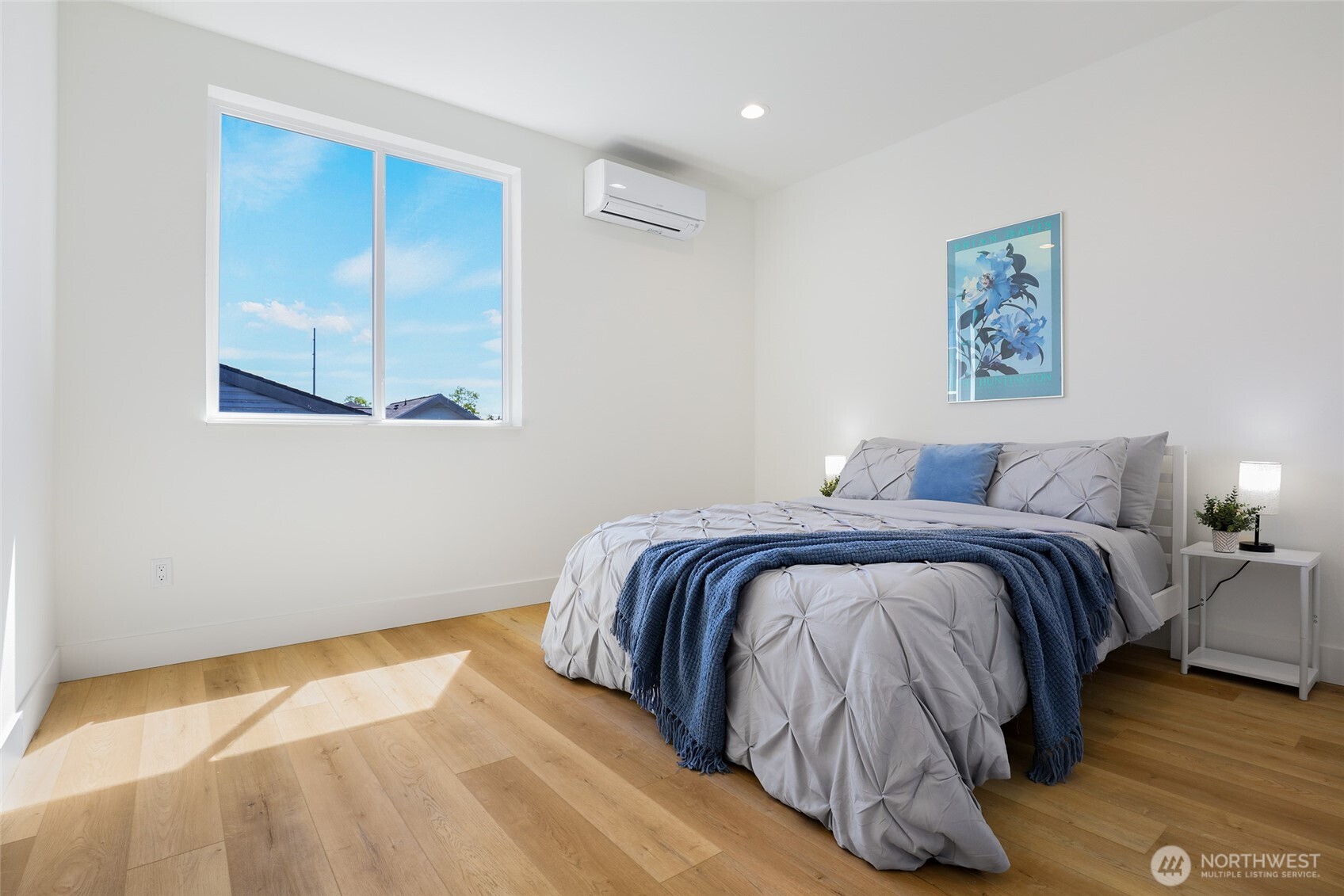 10533 E Stone Avenue N, Seattle, WA 98133