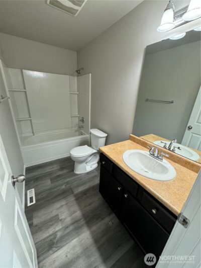 1163 Swan Loop , Dupont, WA 98327 - Photo 14