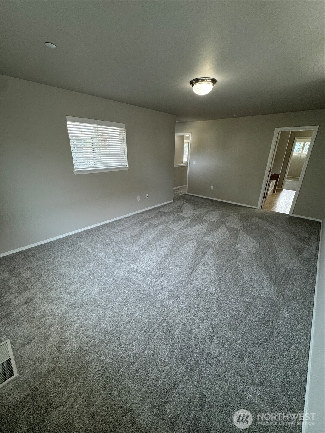 1163 Swan Loop , Dupont, WA 98327