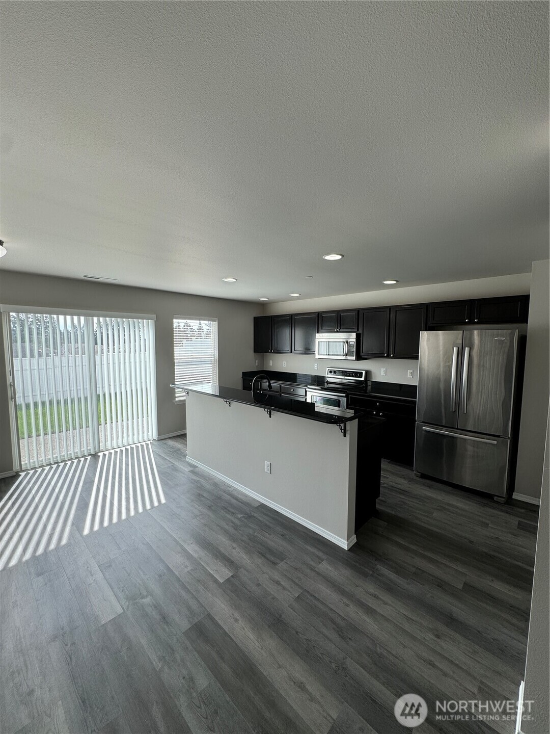 1163 Swan Loop , Dupont, WA 98327