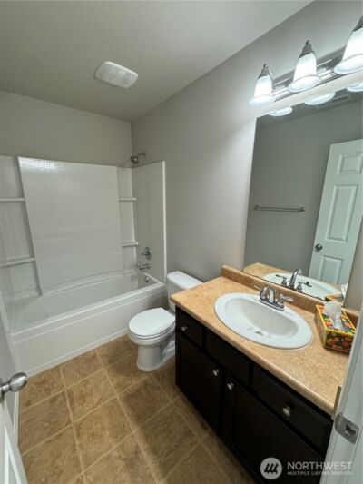 1163 Swan Loop , Dupont, WA 98327 - Photo 9