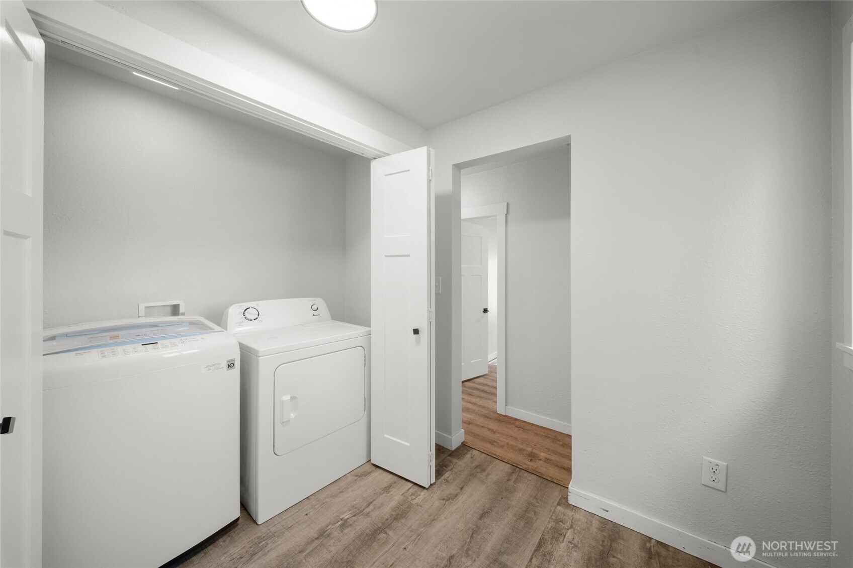 1717 Lake Park Drive SW, Tumwater, WA 98512