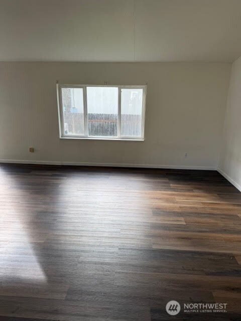 1905 Honeysuckle Lane , Centralia, WA 98531