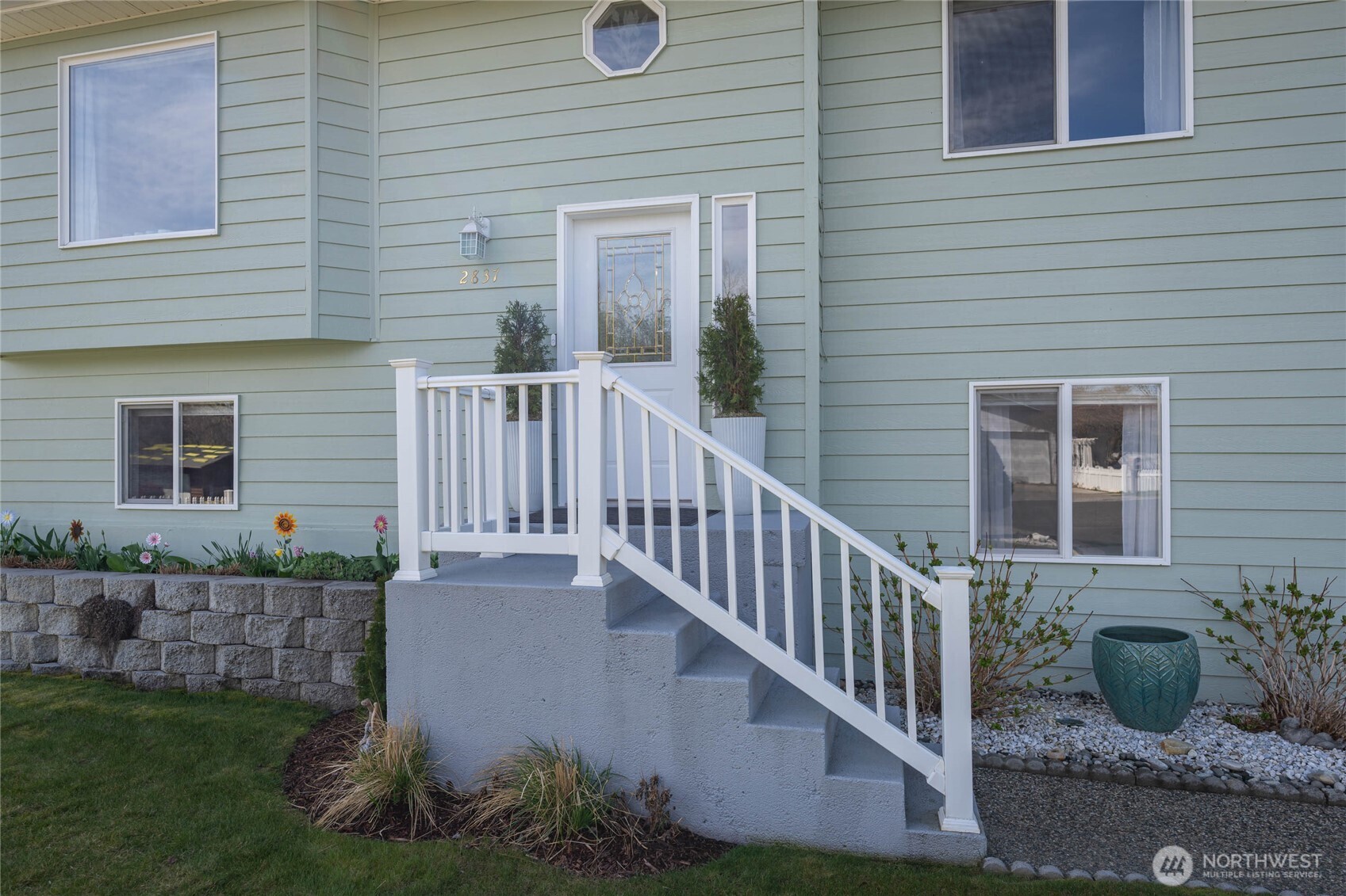 2837 Riviera Boulevard , Malaga, WA 98828