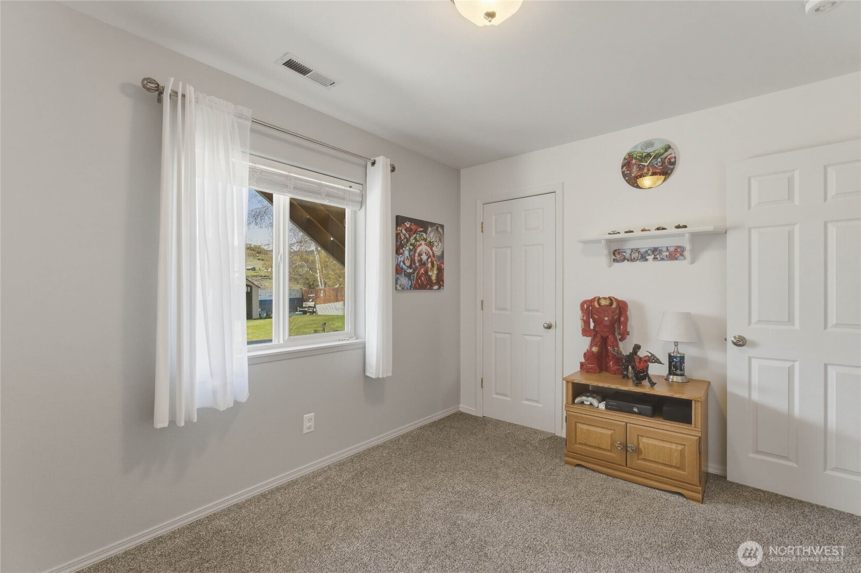 2837 Riviera Boulevard , Malaga, WA 98828