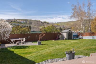 2837 Riviera Boulevard , Malaga, WA 98828 - Photo 28