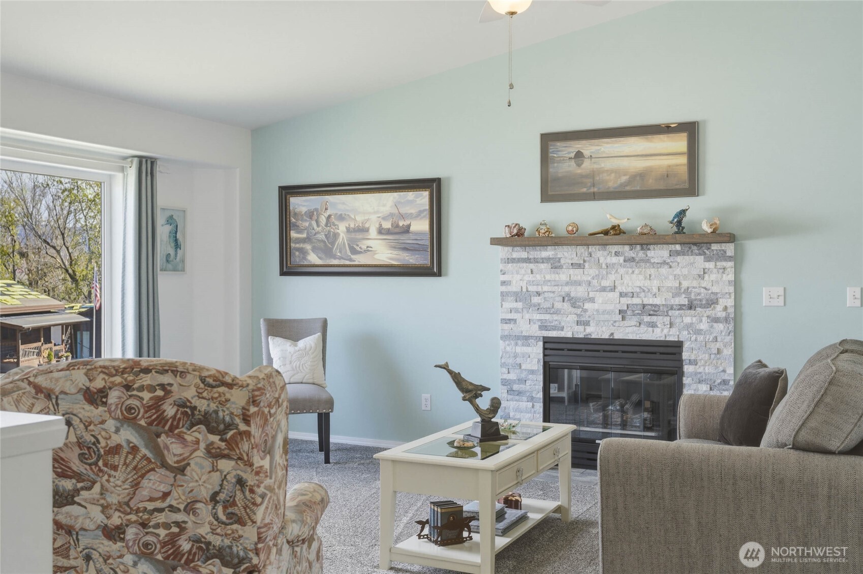 2837 Riviera Boulevard , Malaga, WA 98828