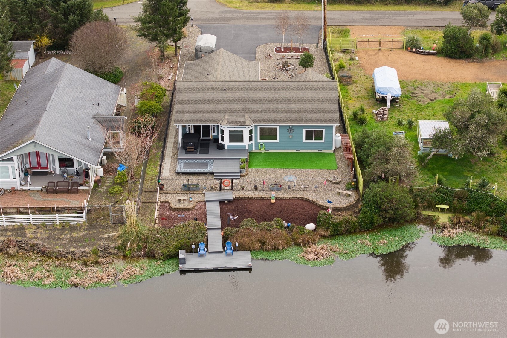 401 Canal Drive SE, Ocean Shores, WA 98569
